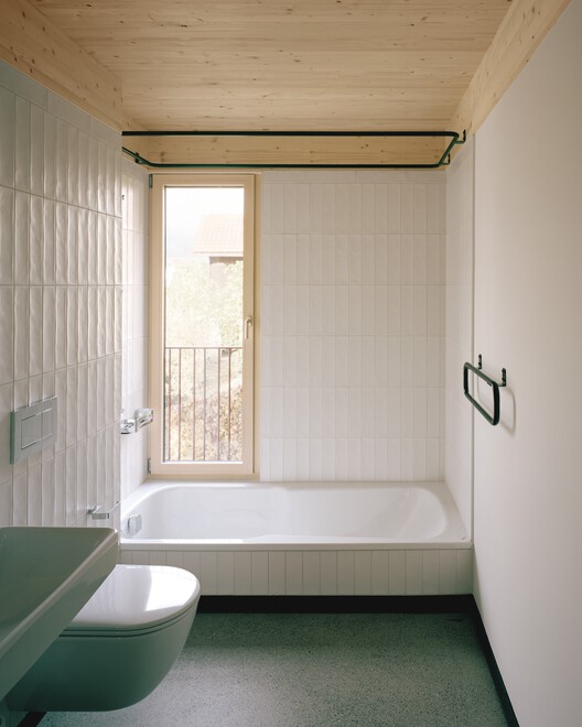 Spalihof Houses / Seilerlinhart - Interior Photography, Bathroom, Bathtub, Sink
