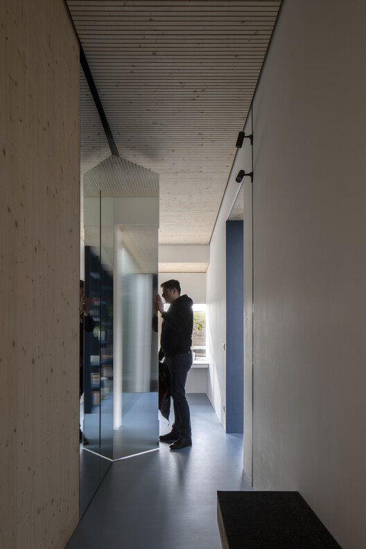Rdom 2 House / Šercel Švec - Interior Photography, Wood, Concrete