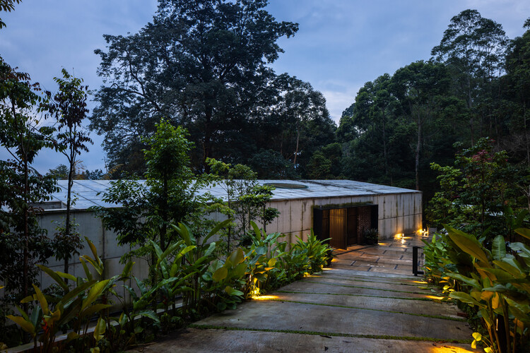Casa de la selva / Choo Gim Wah Architect - Fotografía exterior, Jardín