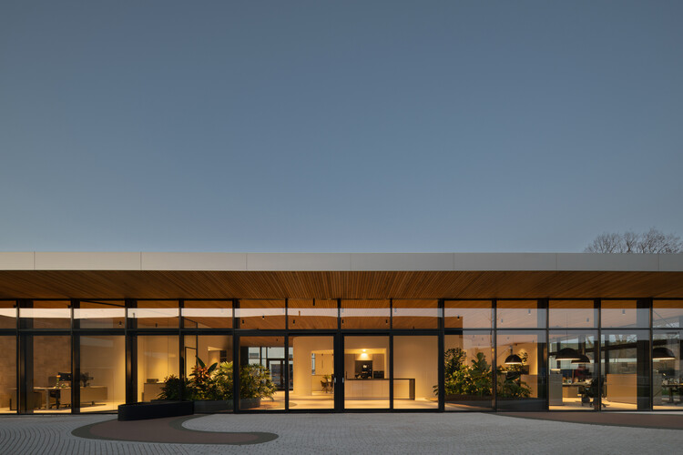 Sede da Aluned / HA-HA Design & Development - Imagem 11 de 18