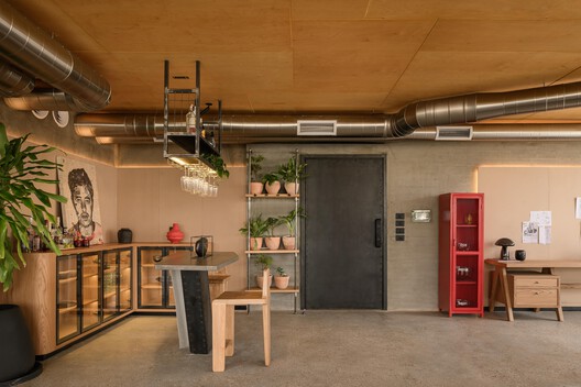 The V Penthouse / Badie Architects - Interior Photography, Chair