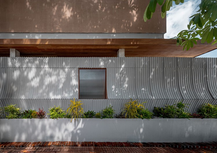 Kunst Ayutthaya 集合空间 / BodinChapa Architects - 建筑图, 木头