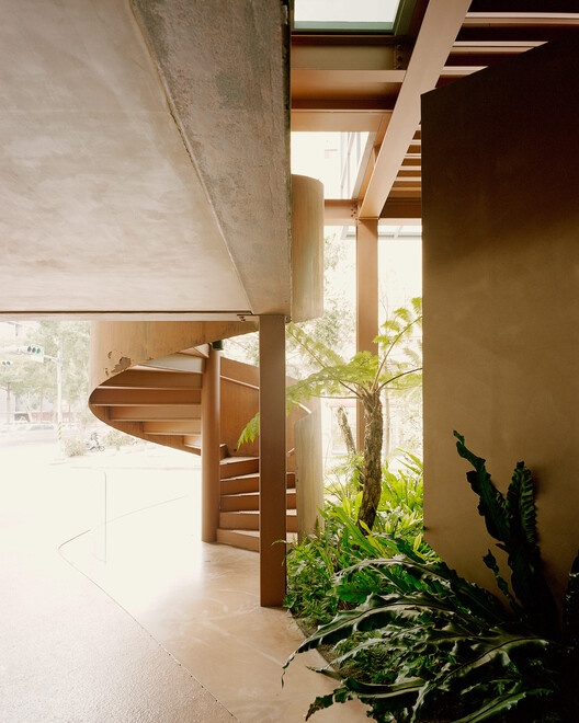 Apricity Development Brand Headquarters / Soar Design Studio + Ray Architects - Interior Photography