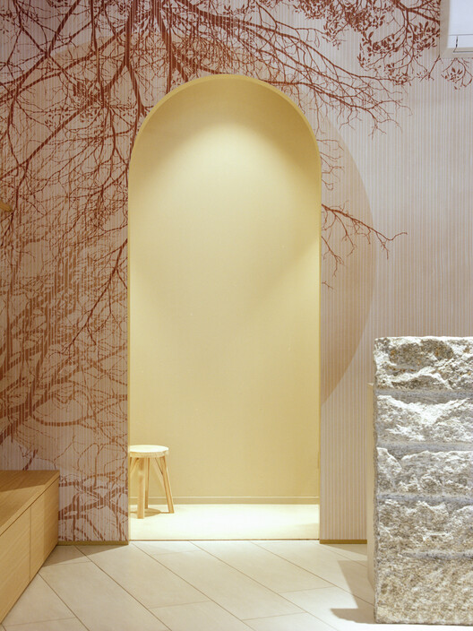 Diciassette Clothing Store / RdN studio - Interior Photography, Wood