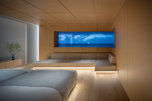House on the Rias Coast / no.10 NOMURA Co., Ltd. - Interior Photography, Wood, Lighting, Bedroom