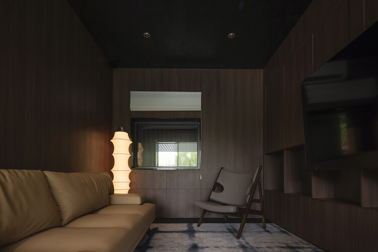 Casa del lago / Wutopia Lab - Fotografía interior, Sala de estar, Madera, Iluminación