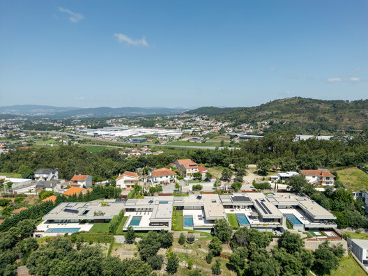 Empreendimento Residencial Aveleda / TRAMA arquitetos Empreendimento Residencial Aveleda / TRAMA arquitetos - Imagem 14 de 19