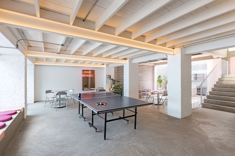 Pong 2.0 / Cabida Arquitectura - Fotografía de interiores, sillas