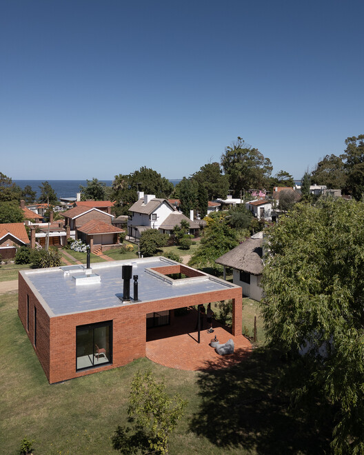 Casa pRoA / Matías de los Campos Nin Arquitecto - Fotografía exterior, Ladrillo