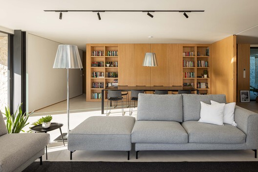 M House / Silverline - Interior Photography, Living Room, Sofa, Table, Chair