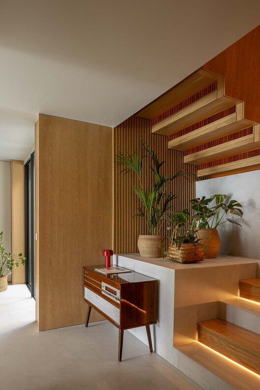 M House / Silverline - Interior Photography, Wood, Stairs
