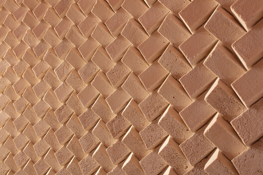 La sal como material de construcción: repensando la vida de los minerales y desechos en arquitectura con Mále Uribe - Imagen 7 de 33