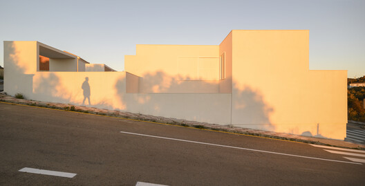 28 Patios y 14 viviendas / Crearctive + RKT Estudio - Imagen 16 de 50