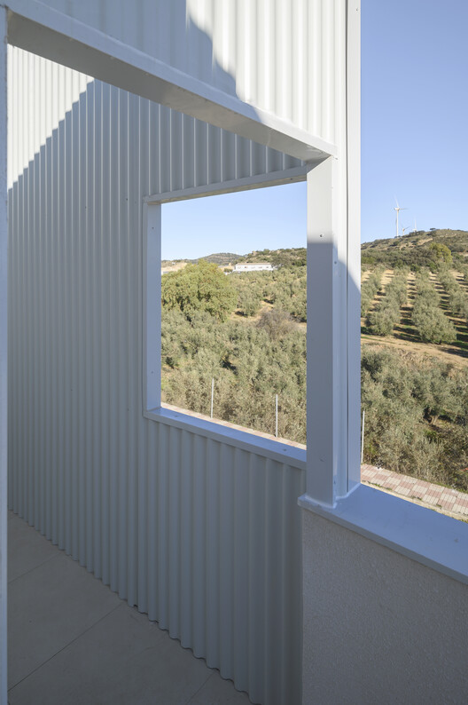 28 Patios y 14 viviendas / Crearctive + RKT Estudio - Fotografía exterior