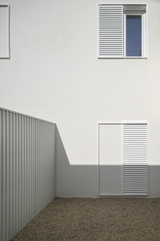 28 Patios y 14 viviendas / Crearctive + RKT Estudio - Fotografía interior