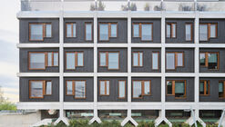 Extensão do Hotel WOOD QGAT / BAILORULL 