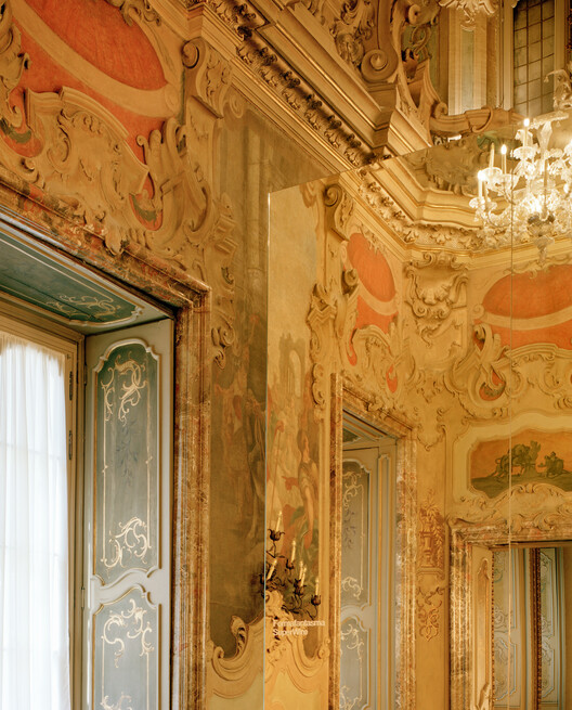 FLOS Palazzo Visconti / ARQUITECTURA-G - Imagen 16 de 17