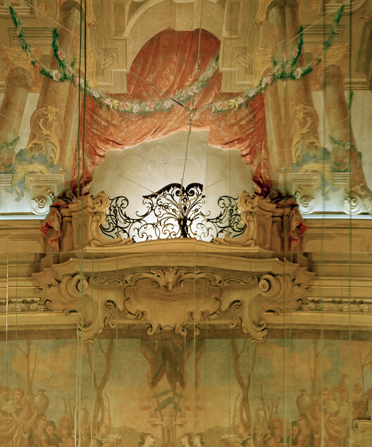 FLOS Palazzo Visconti / ARQUITECTURA-G - Imagen 12 de 17