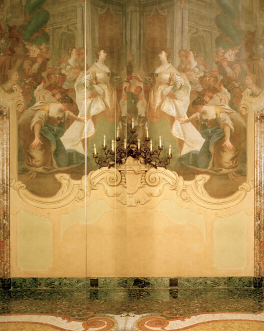 FLOS Palazzo Visconti / ARQUITECTURA-G - Imagen 11 de 17