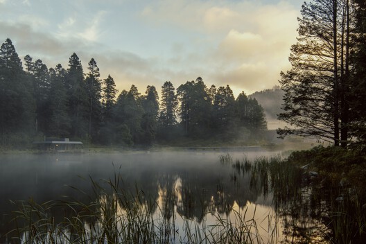 Pabellón de la Reserva / HEMAA - Imagen 8 de 34