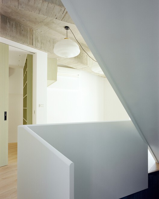 Triangle House / Metrics Architecture Studio - Interior Photography, Wood, Lighting