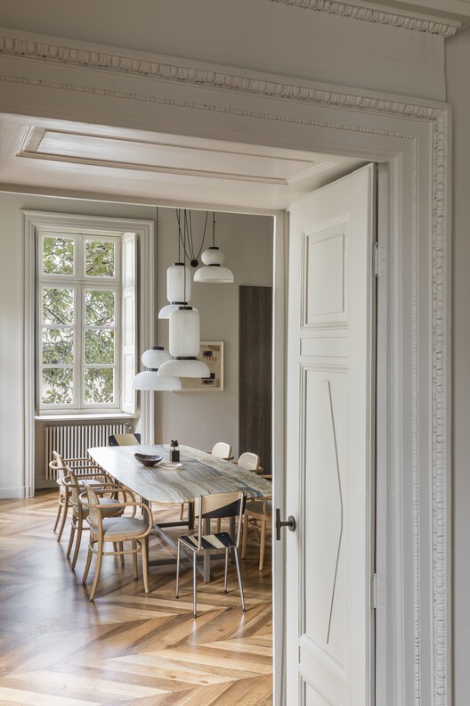 Apartment SL / BRH+ - Interior Photography, Dining room, Wood, Door, Chair