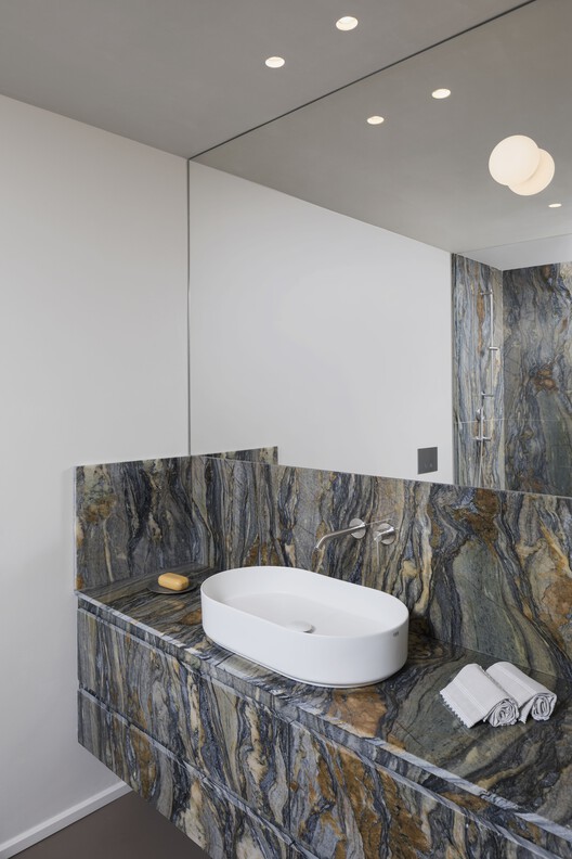Apartment SL / BRH+ - Interior Photography, Bathroom, Countertop, Sink