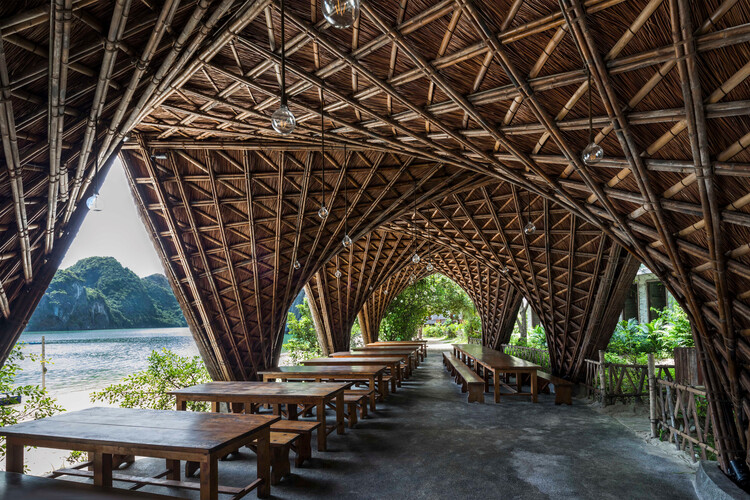 Crossing Hemispheres: Thatched Roofs from America to Asia - Image 7 of 21