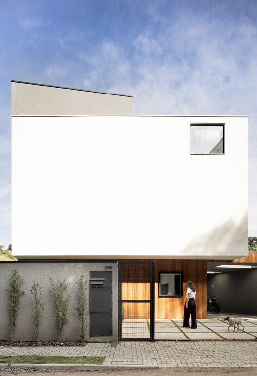 Casa Luna / Nommo Arquitetos + Coti Arquitetura - Fotografía exterior