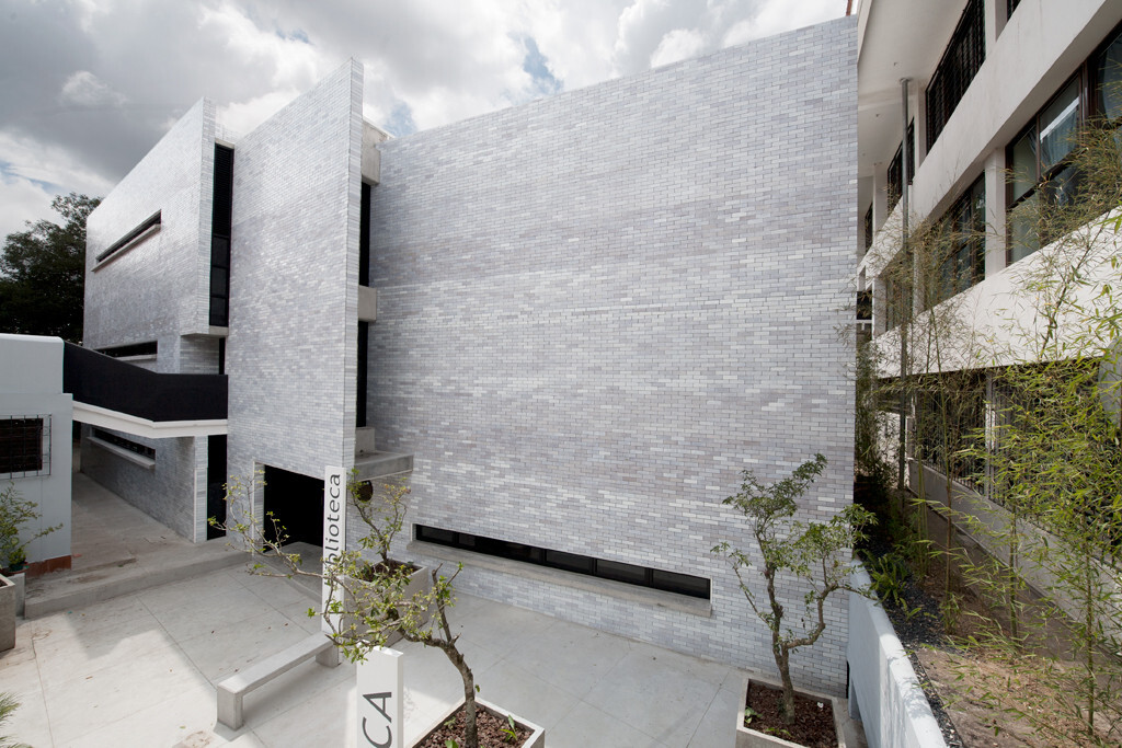 Solis Colomer Arquitectos: compromiso social y visión arquitectónica desde Guatemala - Imagen 2 de 9