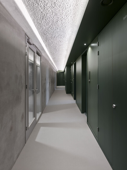 Opportuna Residential Tower  / Office Winhov + Office Haratori - Interior Photography, Stairs
