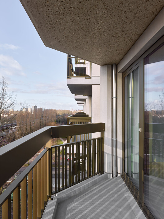 Opportuna Residential Tower  / Office Winhov + Office Haratori - Image 10 of 21