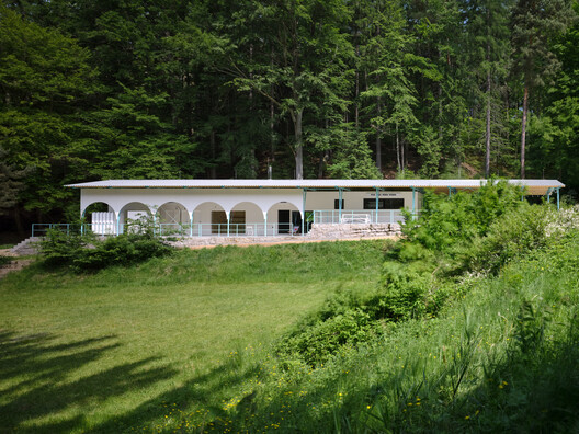 Piscina da Floresta / Mjölk architekti - Imagem 3 de 28