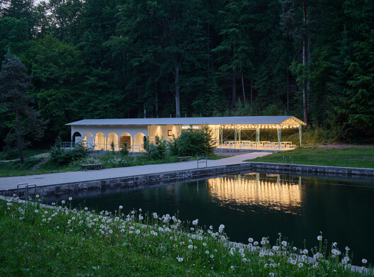 Piscina da Floresta / Mjölk architekti - Imagem 7 de 28