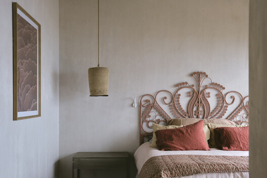 Casa EP / LOTE STUDIO + Ignacio Ferreira - Fotografía interior, Dormitorio, Camas