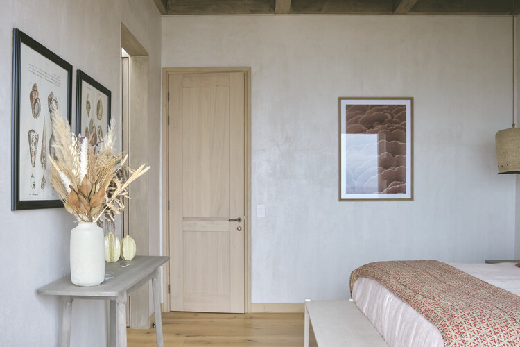 Casa EP / LOTE STUDIO + Ignacio Ferreira - Fotografía interior, Dormitorio, Madera, Iluminación, Camas