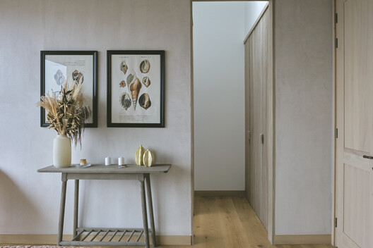 Casa EP / LOTE STUDIO + Ignacio Ferreira - Fotografía interior, Madera, Puerta