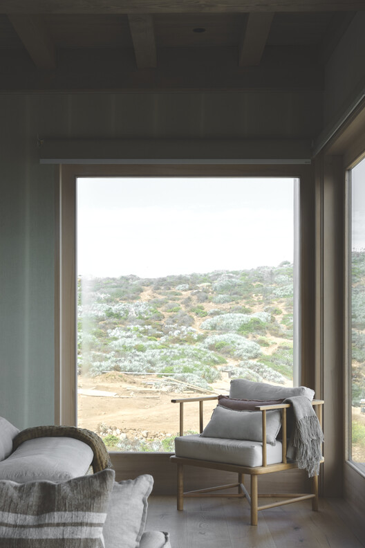 Casa EP / LOTE STUDIO + Ignacio Ferreira - Fotografía interior, Madera, Mesas, Sillas