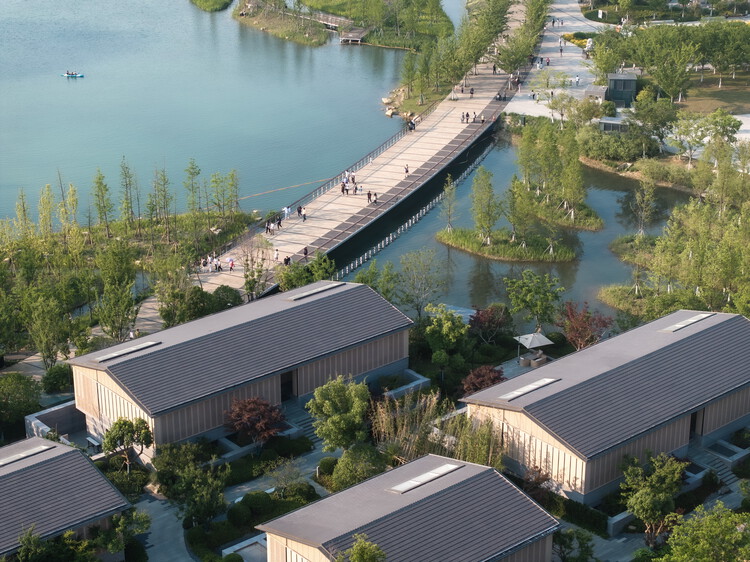 Banyan Tree and Angsana Suzhou Shishan / GOA (Group of Architects) - Exterior Photography, Waterfront