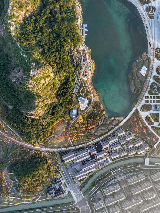 Banyan Tree and Angsana Suzhou Shishan / GOA (Group of Architects) - Image 2 of 28
