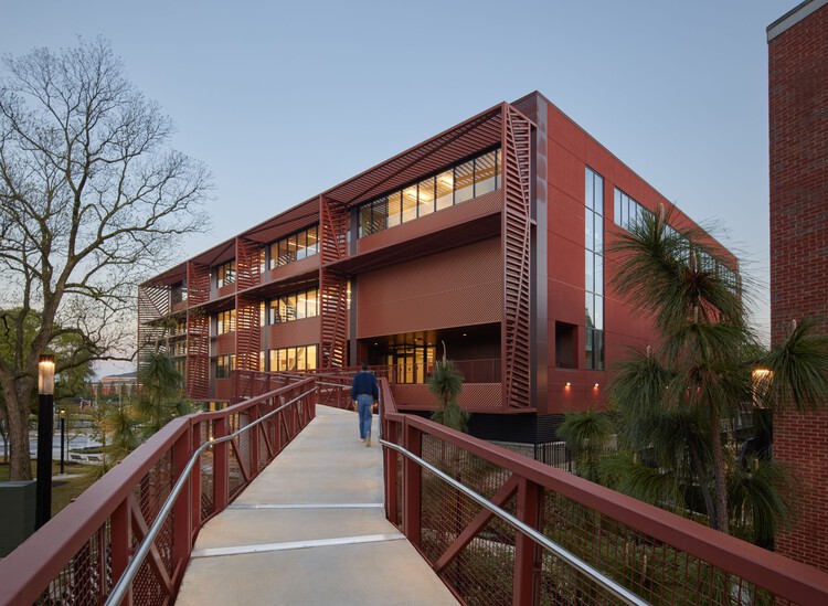 Spelman College Mary Schmidt Campbell Center / Studio Gang - Exterior Photography