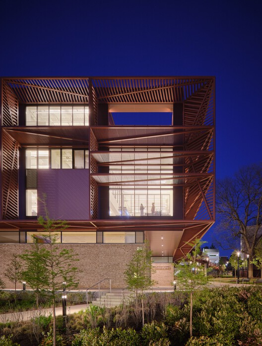 Spelman College Mary Schmidt Campbell Center / Studio Gang - Exterior Photography, Balcony