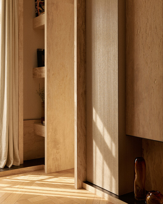 Place des États-Unis Residential Apartment / SELA.ARCH - Interior Photography, Closet, Wood