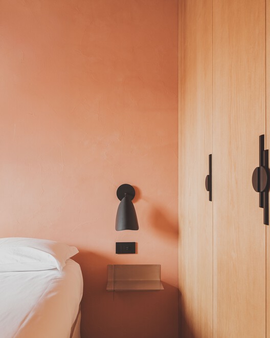 Terra and Vidru House / Federico Cartamantiglia Architecture Studio + Federico Cartamantiglia + Fabrizio Carboni + Enrico Manca - Interior Photography, Bedroom