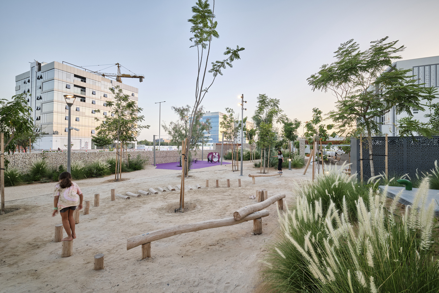 NEIGHBOURHOOD ABU DHABI visual data 3