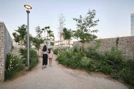 104 Abu Dhabi Neighbourhood Parks / SLA - Exterior Photography, Garden
