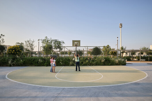 104 Abu Dhabi Neighbourhood Parks / SLA - Exterior Photography
