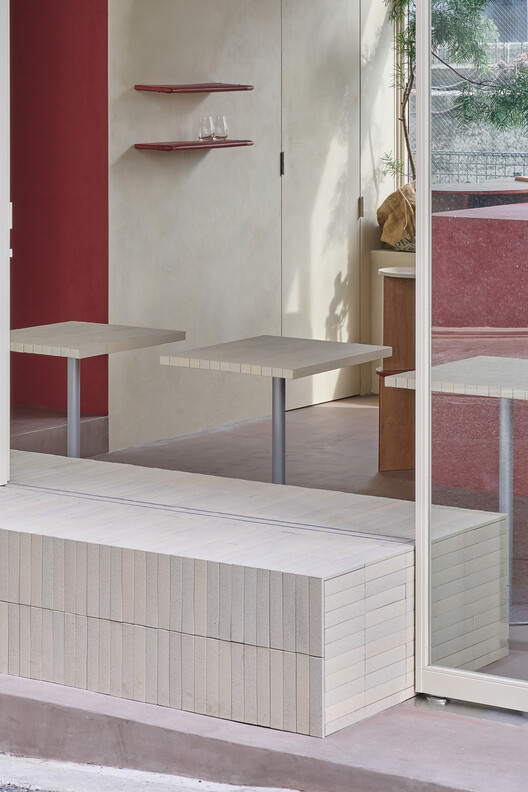 heys Coffee Shop / BREND - Image 7 of 18