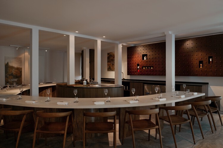 ASU Restaurante / Brock Carmichael Asia - Fotografía interior, Comedor, Sillas