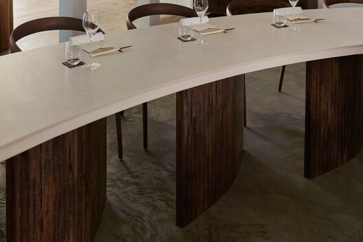 ASU Restaurante / Brock Carmichael Asia - Imagen 15 de 27